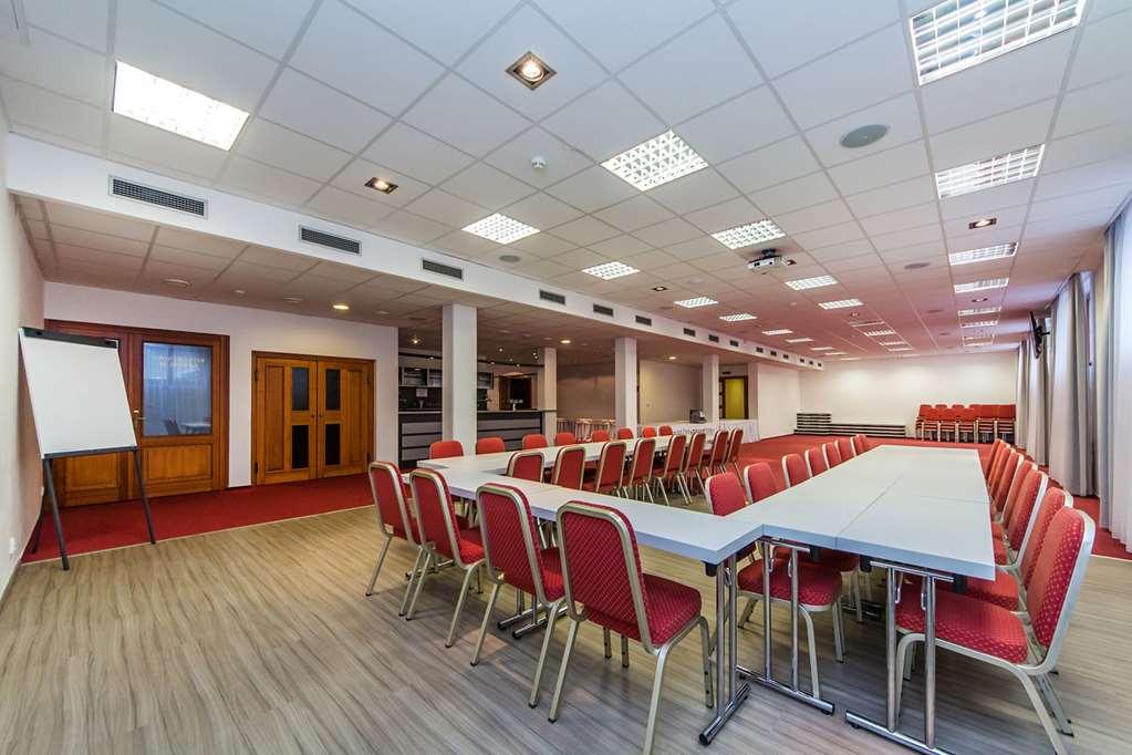 Hotel Horal Roznov pod Radhostem Facilities photo