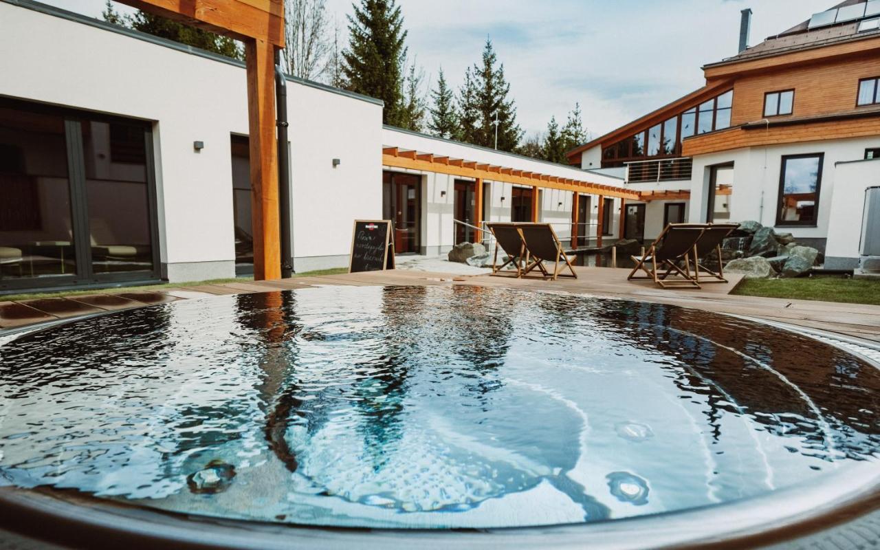 Hotel Horal Roznov pod Radhostem Exterior photo