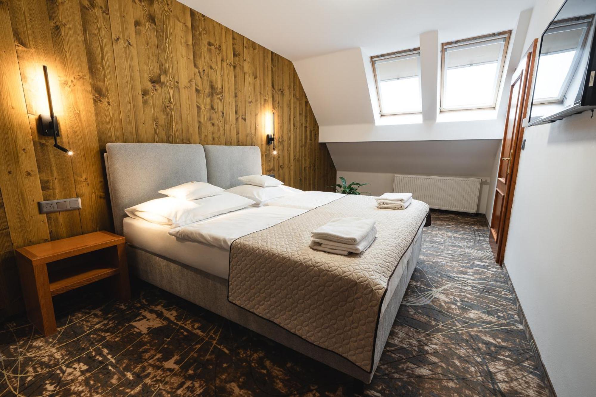 Hotel Horal Roznov pod Radhostem Room photo